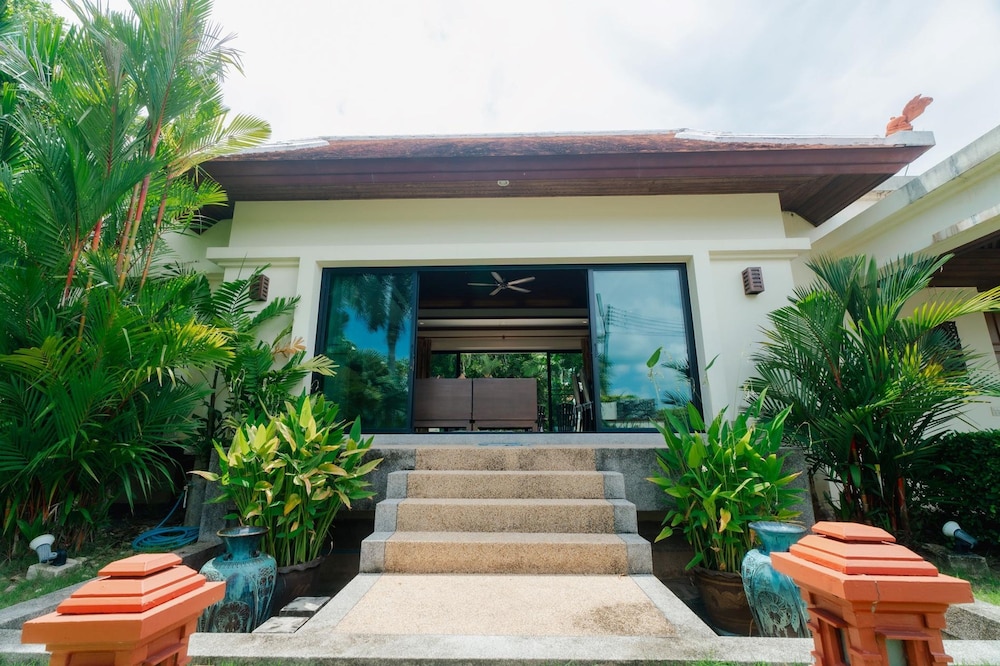 Lotus Pool Villa Your Own Slice Of Island Paradise