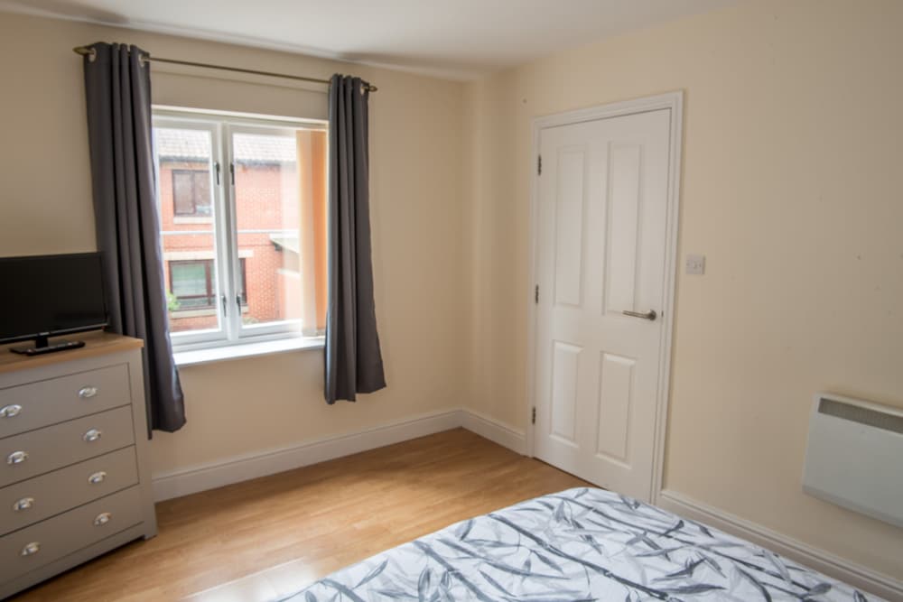 Toothbrush Apartments - 1 bed apartment view 4