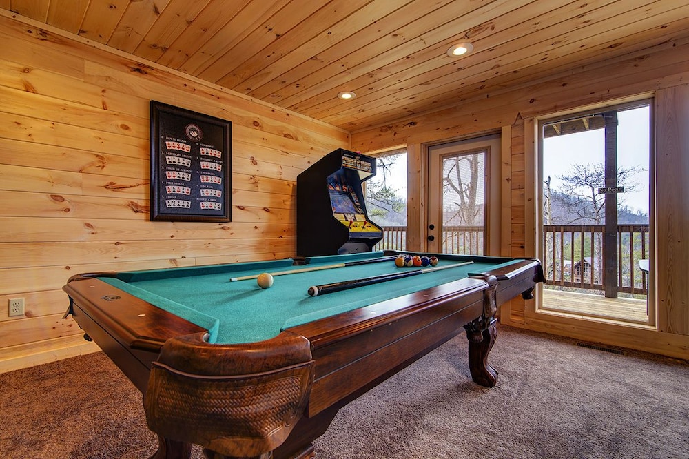 A River Runs Through It - 3 Bedrooms, 3 Baths, Sleeps 12 Cabin by RedAwning