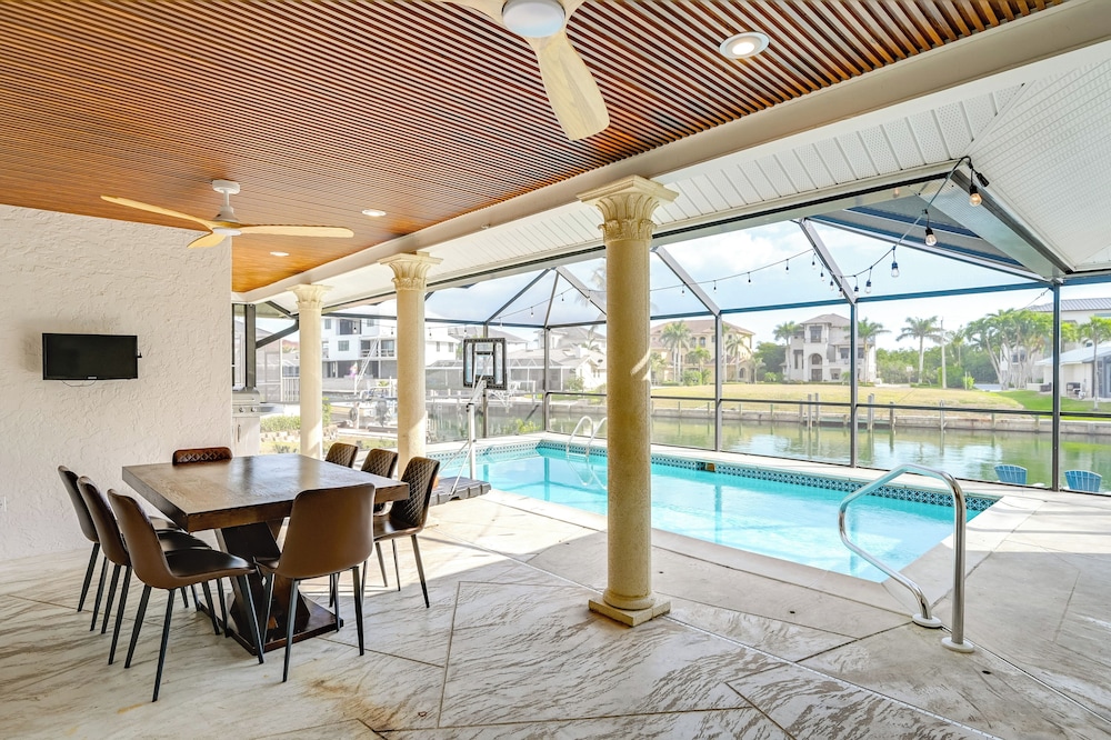 Private Pool, Patio & Peace: Marco Island Getaway