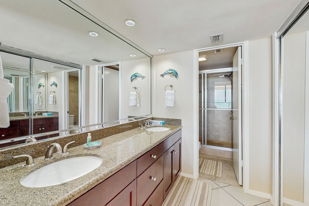 3BR Condo - 10th Floor w/ Amazing View & Amenities