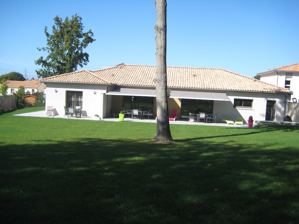 Photo 9