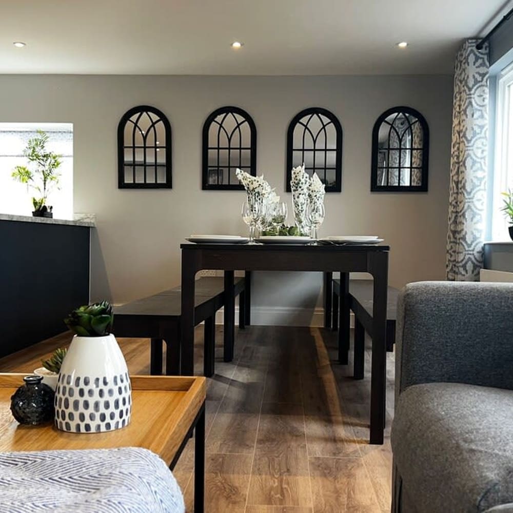 Penthouse On The Rows - Cathedral Views