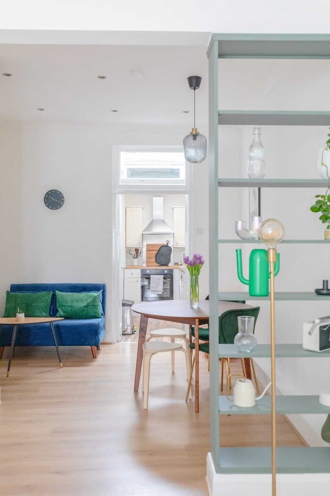 Central & Charmingly Curated 1BD Wifi Fulham