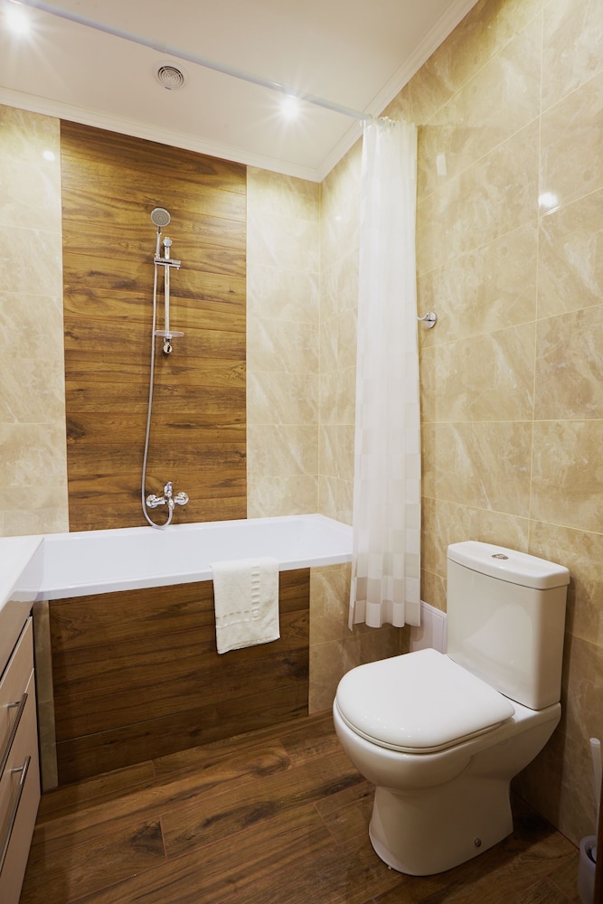 ASAO Apartments Walking Center Zone