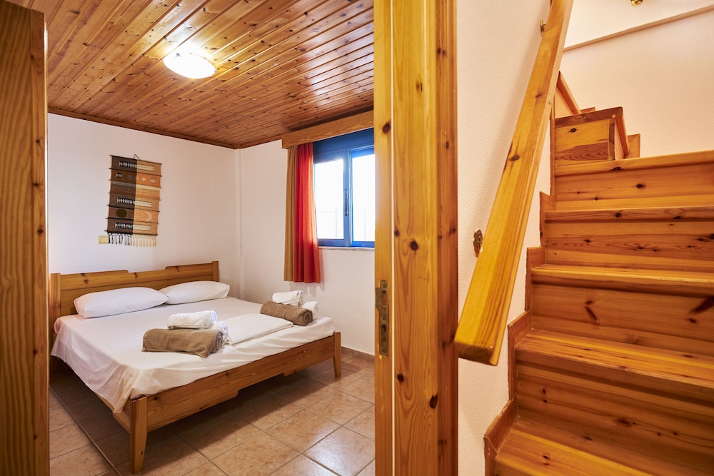 Nerida Beachfront Villas view 5