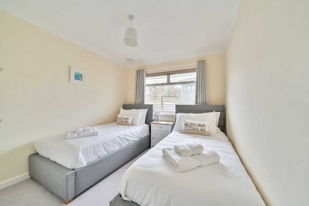 Sleeps 9- Kingbeds- Familyfriendly- Contactlessci