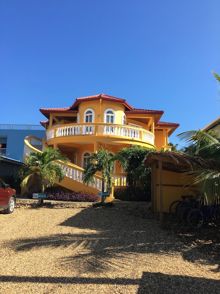 Blue Parrot Beach House