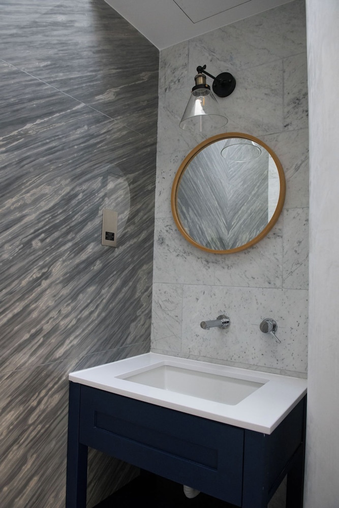 Sea View Penthouse - Spacious Terraces