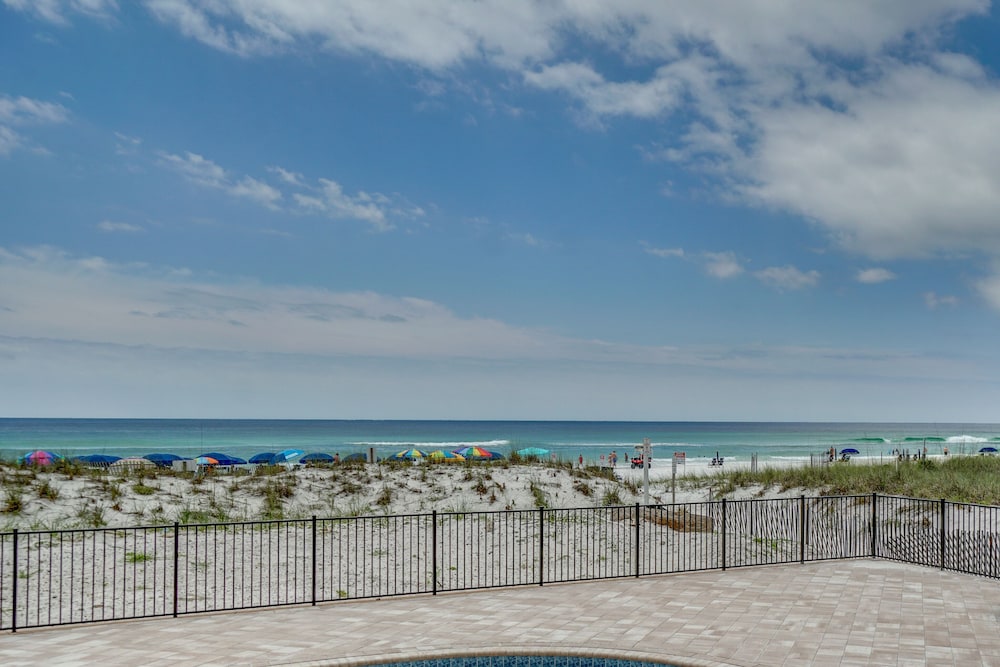 Pelican Beach Resort by Panhandle Getaways