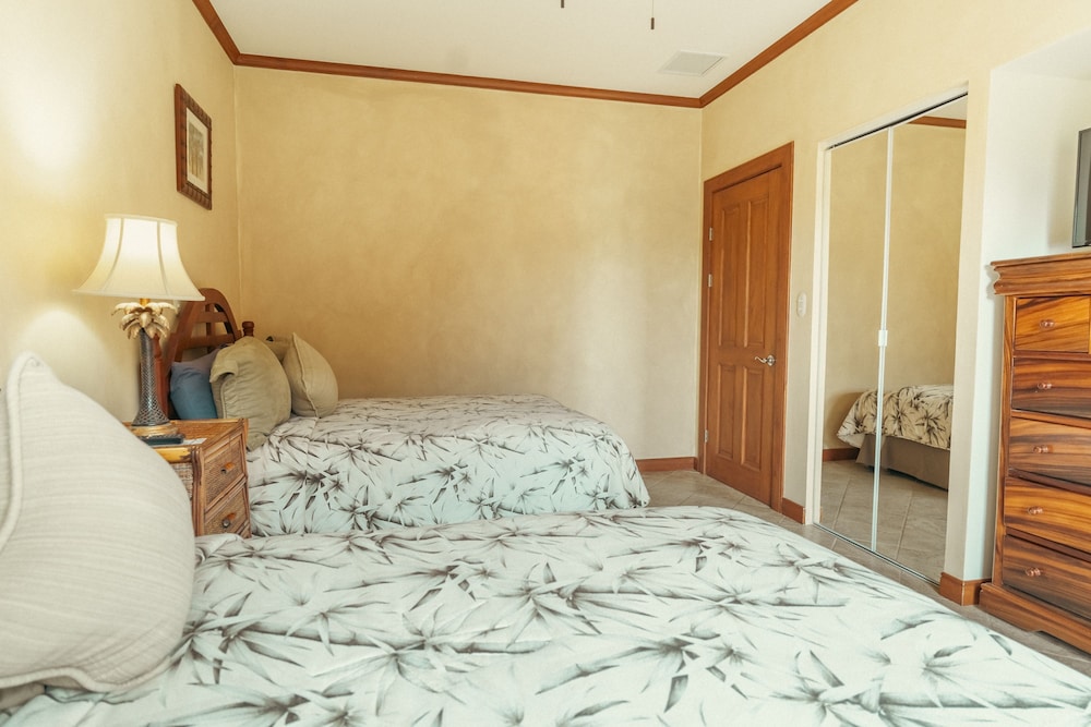 CR Luxury Veranda 7B 2 Bdrm