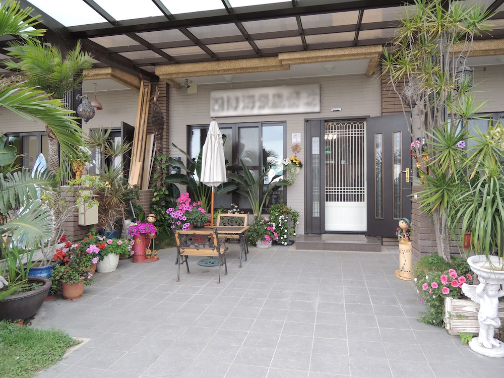 Ilan Tou Cheng Whale Watching Homestay
