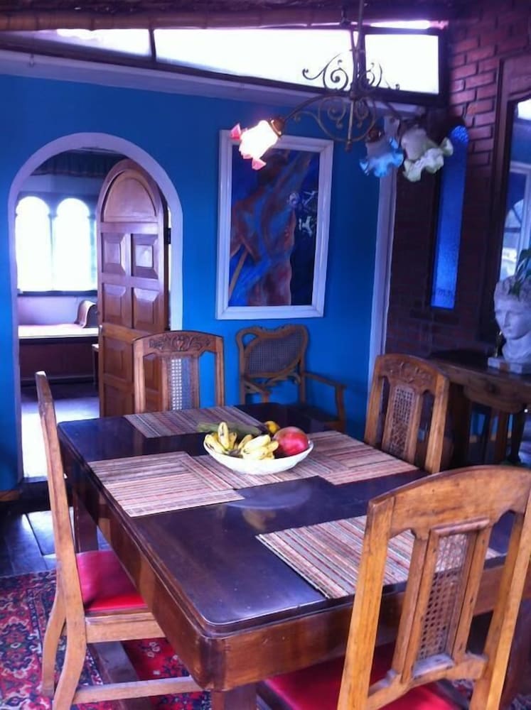 Paris Hostal Boutique