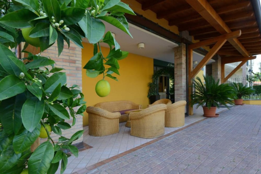 Casa Padenghe view 3