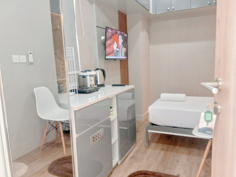 The Urban Studio (No Kitchen) At Bandaraya - Tallasa City Makassar Apartment view 4