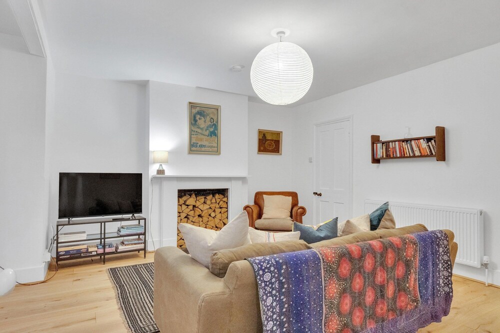 Hove Haven Apartment By My Getaways view 2
