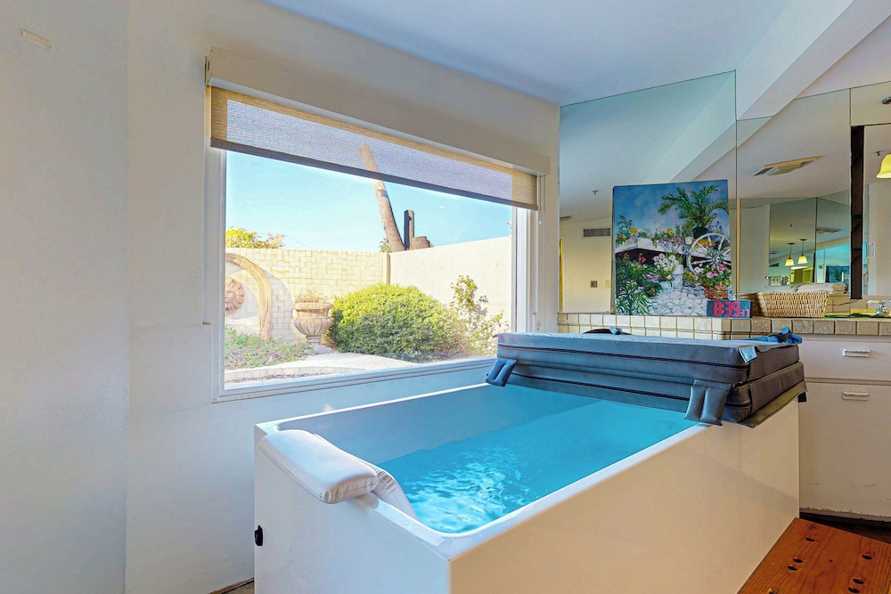 6BR Home w/ a Private Pool, W & D, & Large Yard