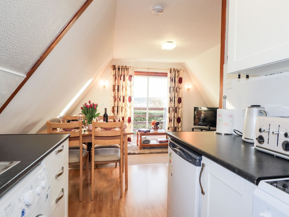 Larchfield Chalet 2