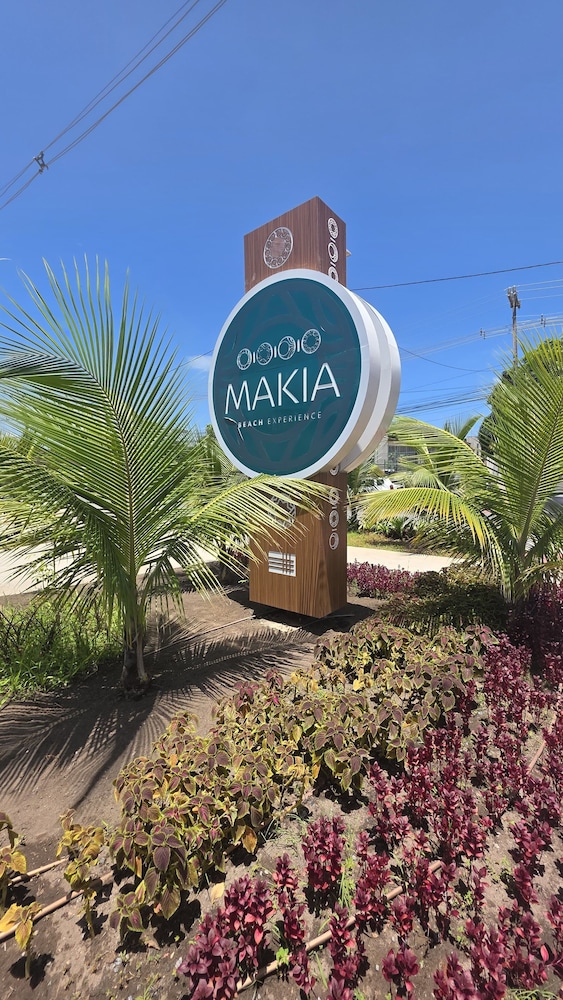 Makia Muro Alto 204D by La Playa