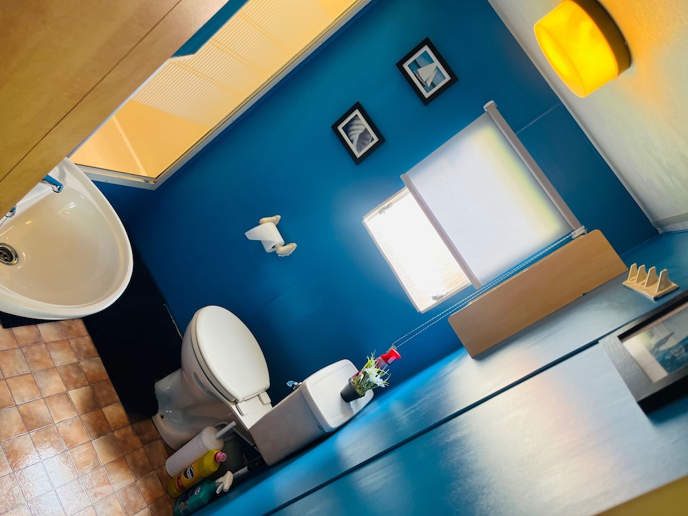 Cozy Caravan in Skegness for 8