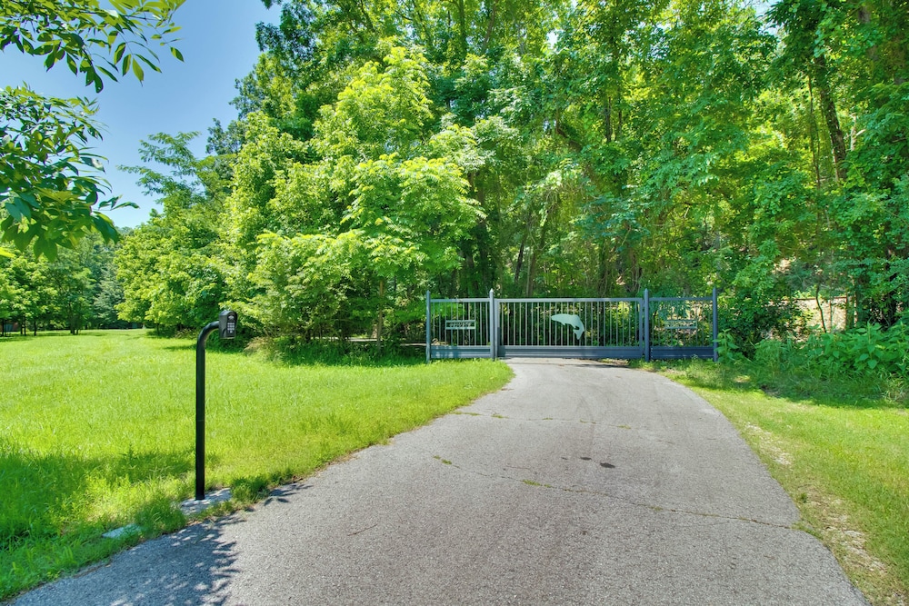 White River Access & Views: Retreat w/ Shared Dock