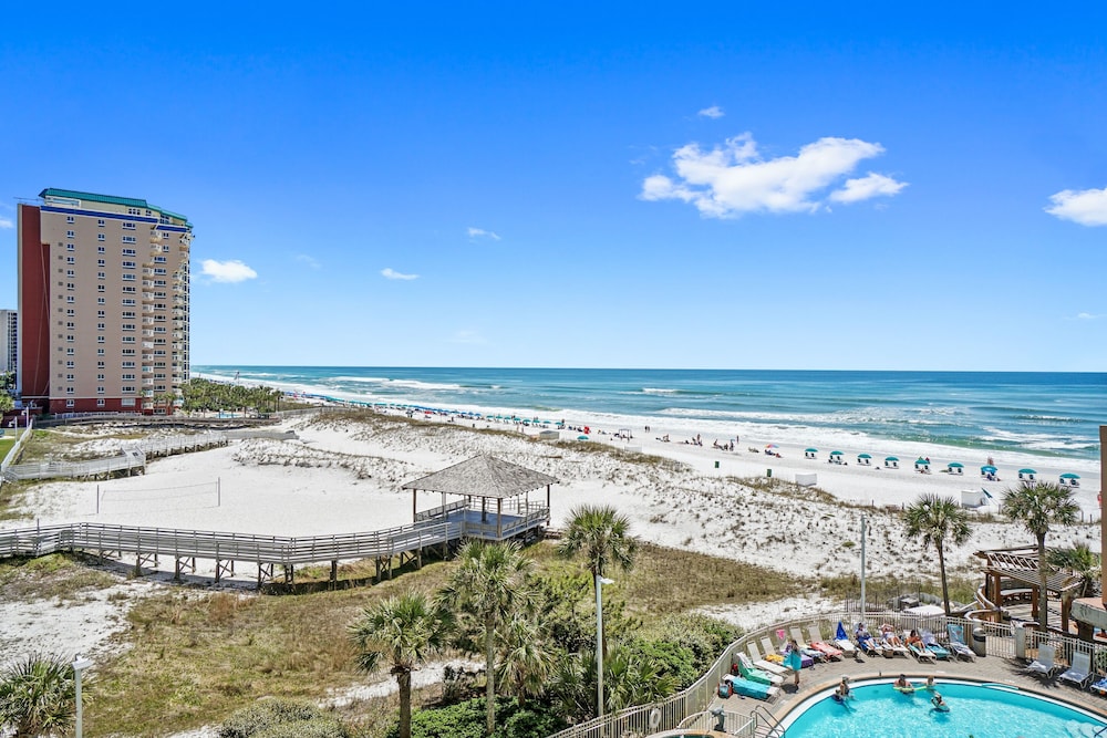 Pelican Beach Resort by Panhandle Getaways