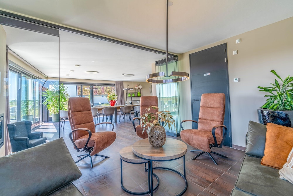 Modern, Luxurious and Sustainable Nature Villa
