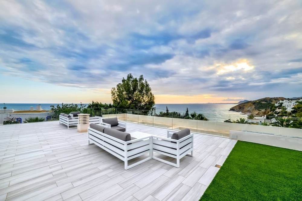 Villa Carlota view 2