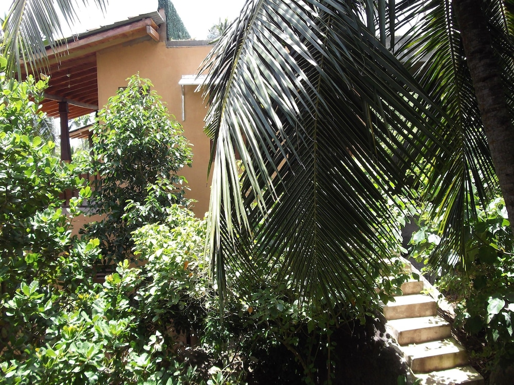 Lanka Eco Village
