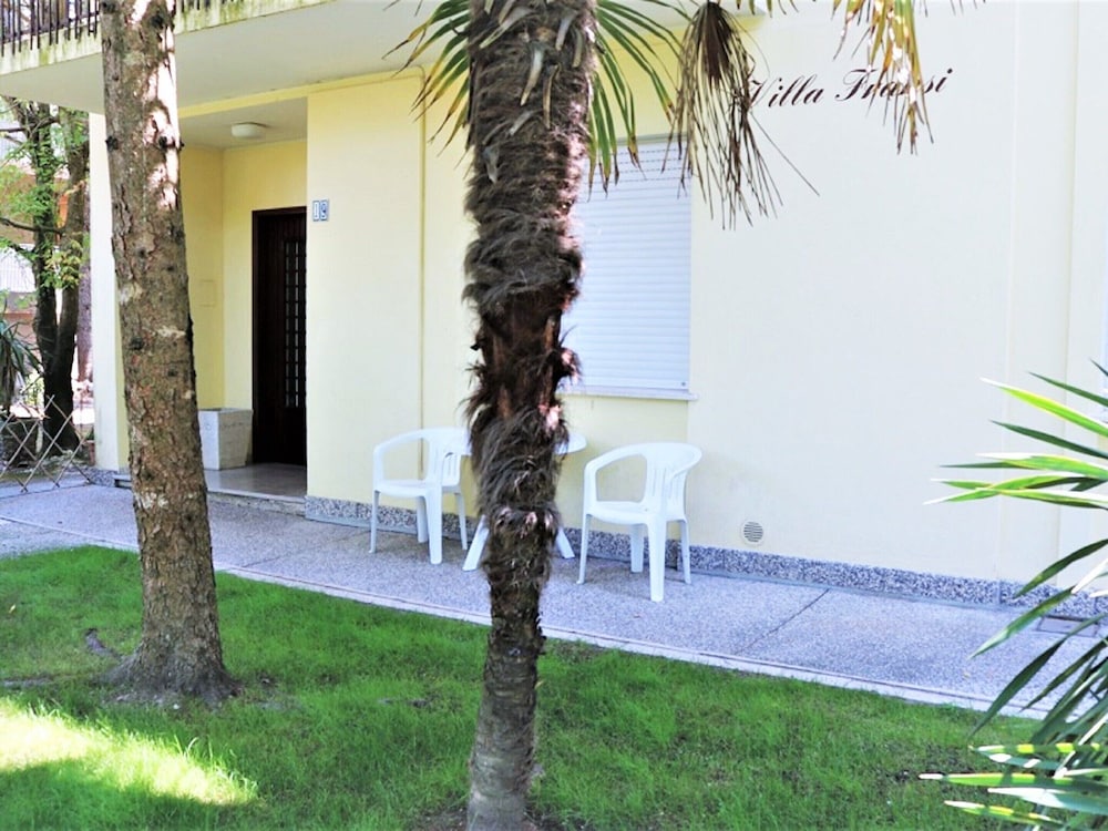 Charming Apartment With Private Terrace photo 3