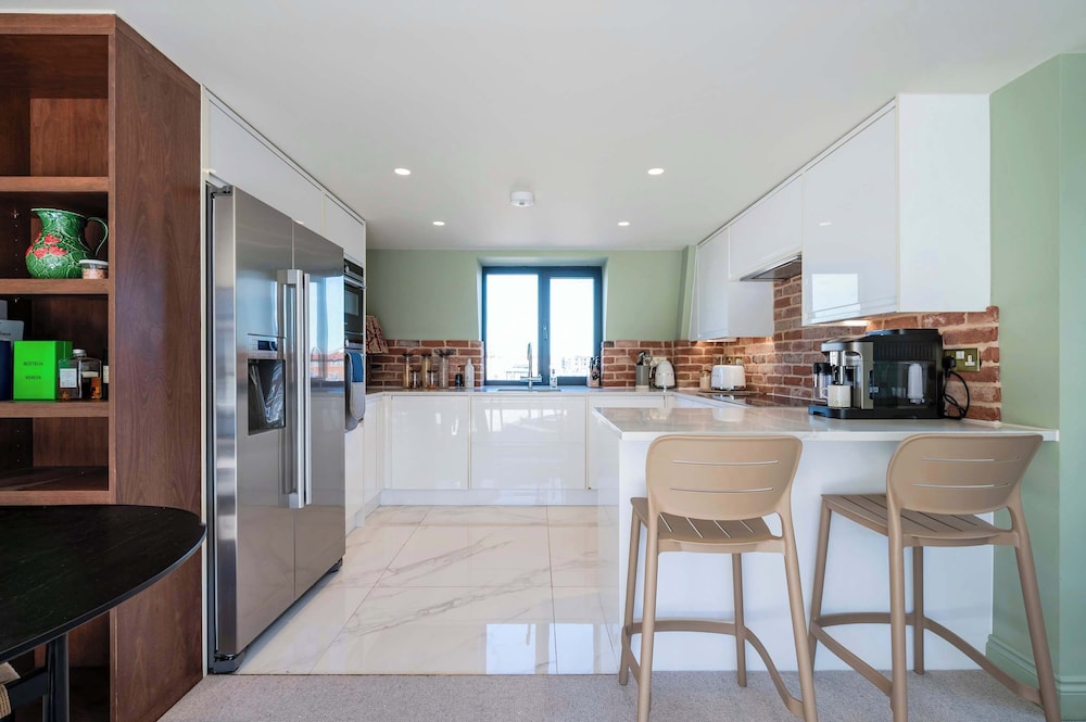 Maison De Brompton With 1 Bedrooms and 1 Bathrooms