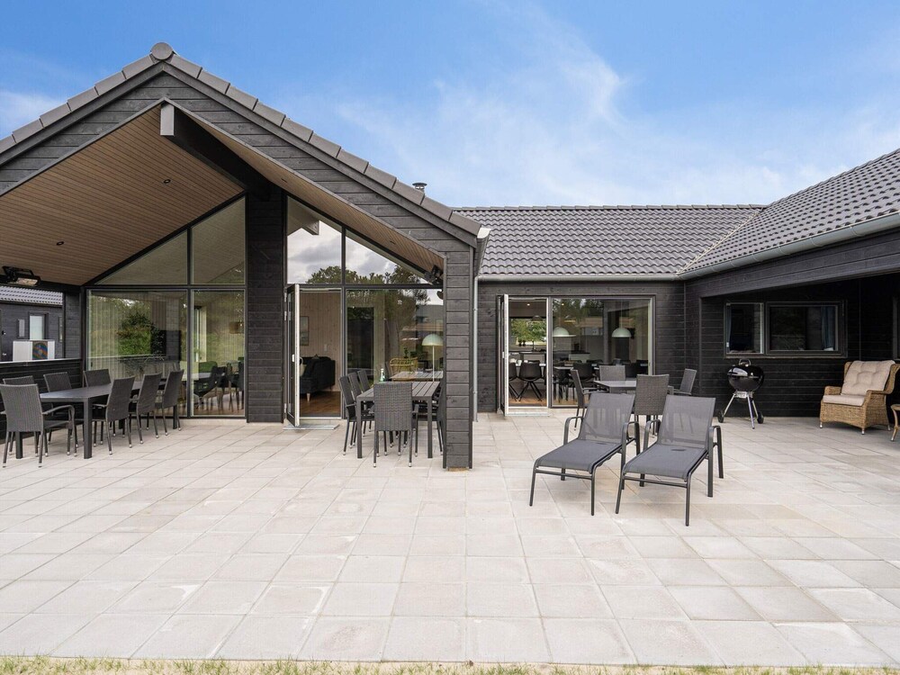 5 Star Holiday Home in Romo
