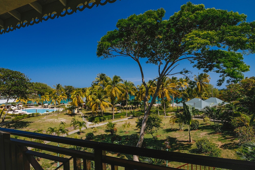 Bequia Beach Hotel Luxury Resort & Spa - Photo 46