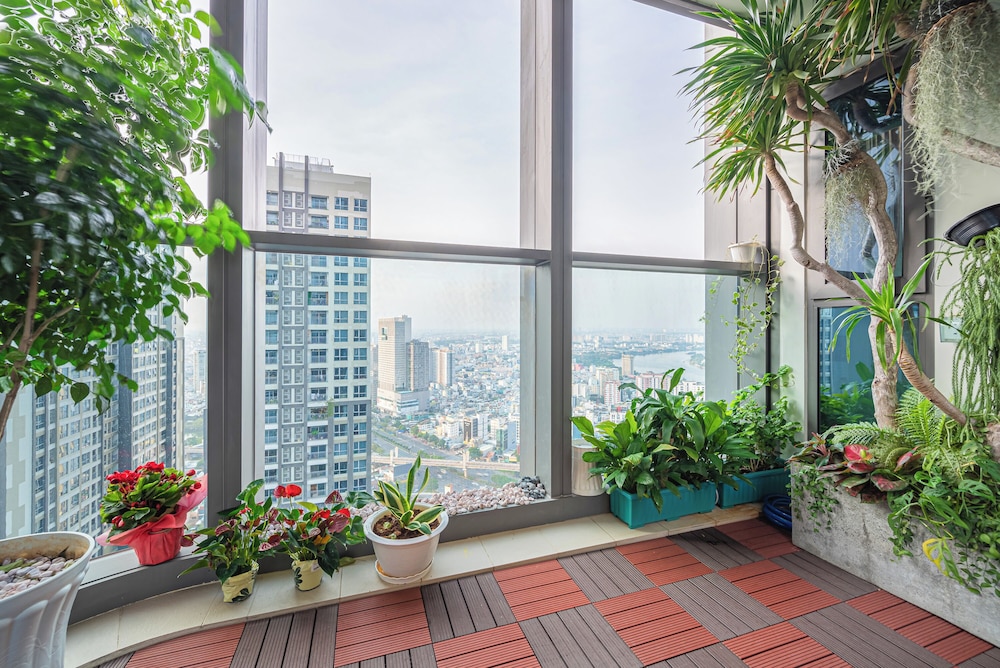 Landmark 81 & Vinhomes - ZEN Saigon Citypoint.
