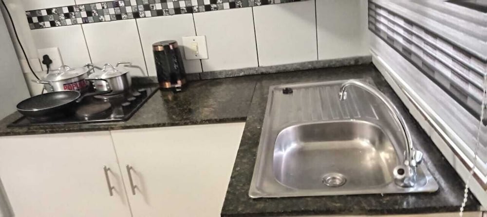 Gold Crown Self-catering Apartment