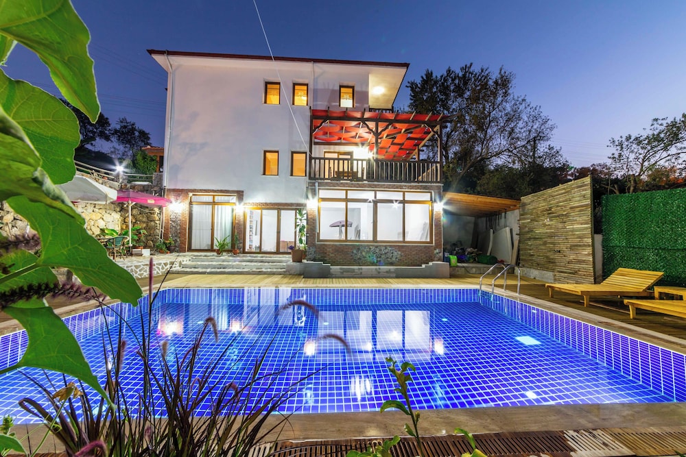 Villa Jasmin Selimiye with pool view 3