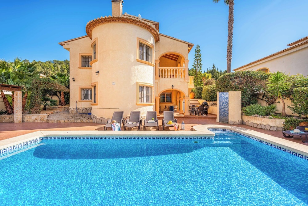 Villa Comodo
