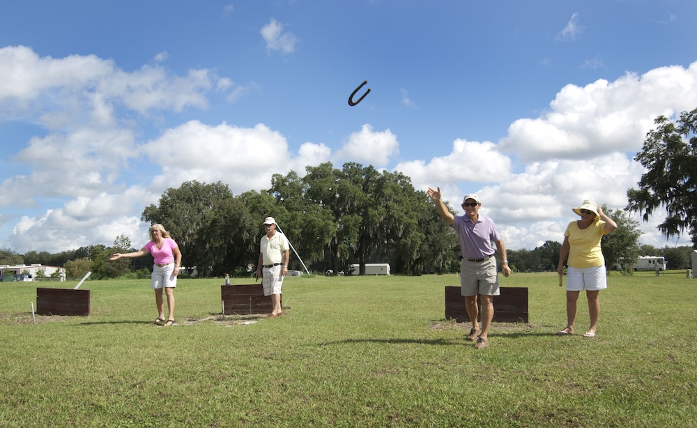 Majestic Oaks RV Resort