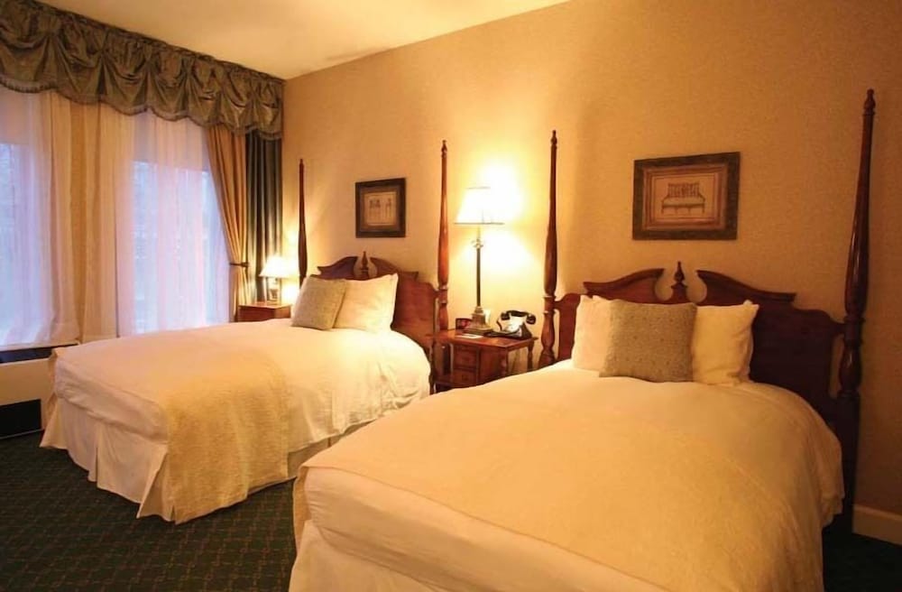 The Martha Washington Inn And Spa
