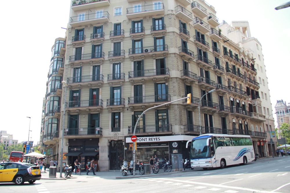 Sleep Green - Certified Eco Youth Hostel Barcelona