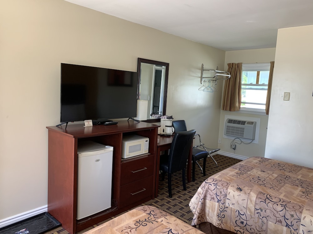 Park Place Motel & Suites