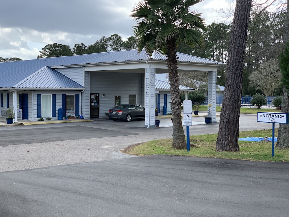 Brunswick Vacations - Extended Stay Brunswick - Property Image 41