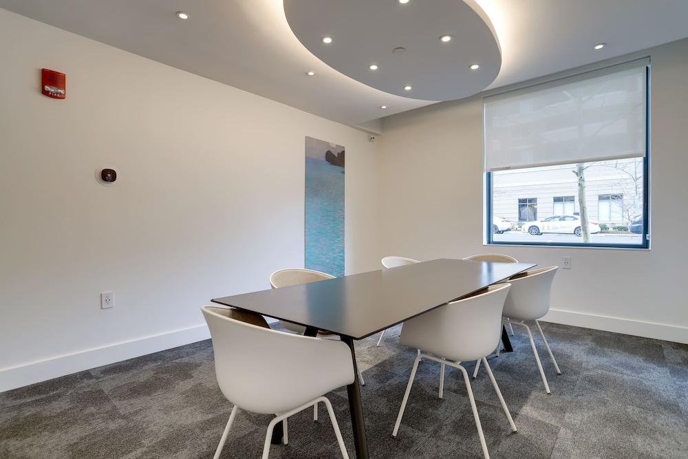 meeting & event spaces