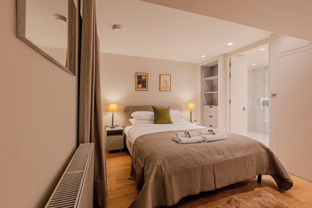 Your Apartment - St. Paul's