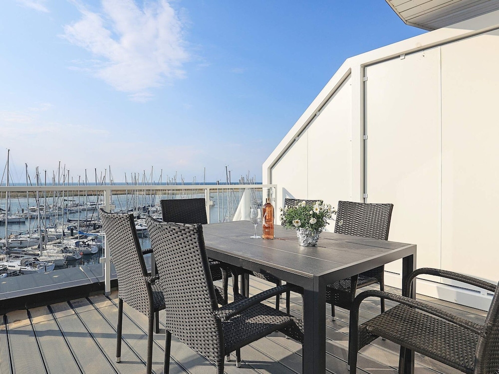 6 Person Holiday Home in Wendtorf
