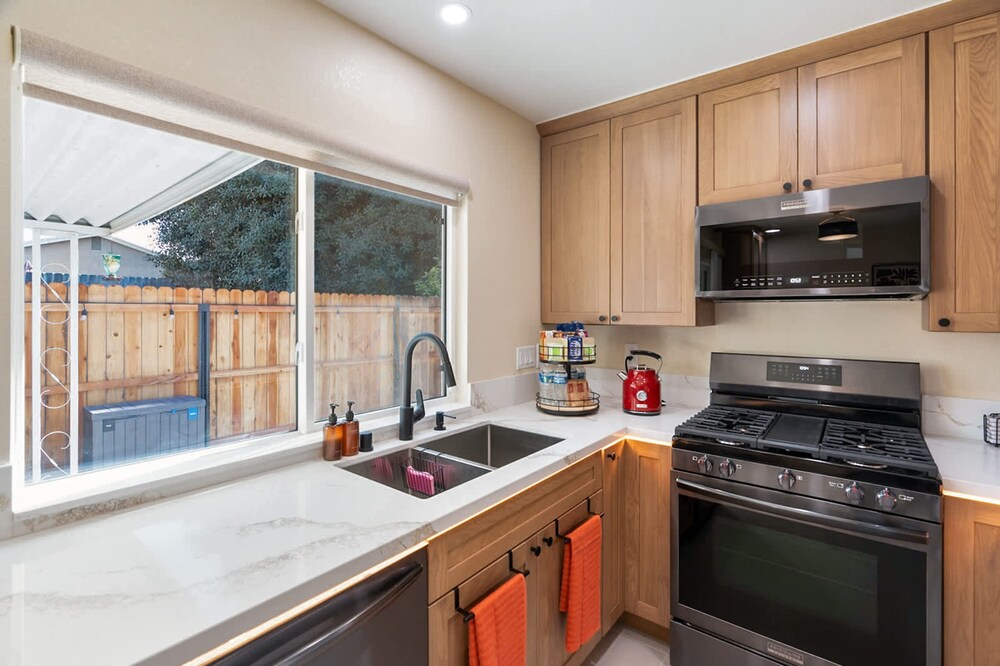 Urban Oasis - Just Remodeled