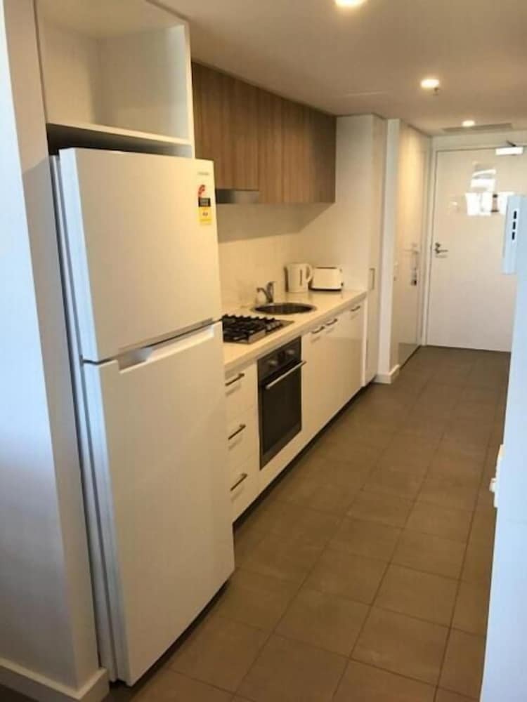 RNR Serviced Apartments Adelaide – Grote St
