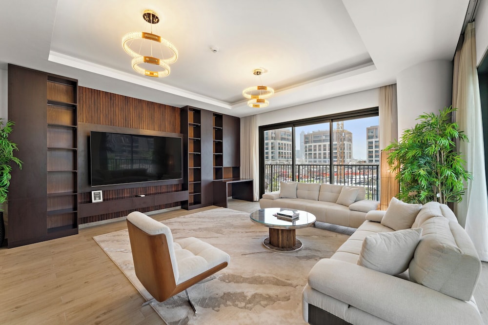 Stylish 3BR in the Heart of City Walk