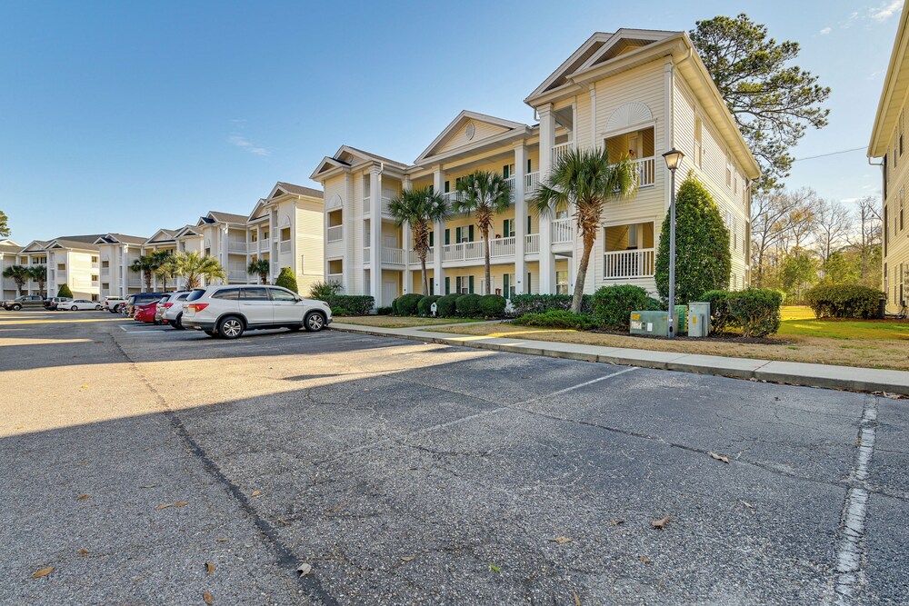 4 Mi to Ocean: Myrtle Beach Condo w/ Resort Perks