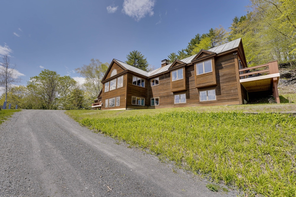 Luxury Vermont Vacation Rental: Private Hot Tub! view 3